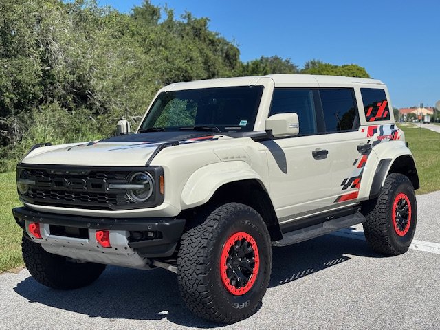 Used 2025 Ford Bronco Raptor AWD/4WD image 1