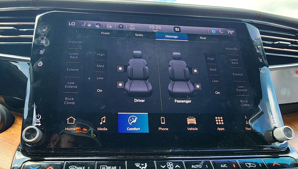 Used 2024 Jeep Grand Wagoneer L Series III w/ Rear Seat Video Group 1 AWD/4WD image 50