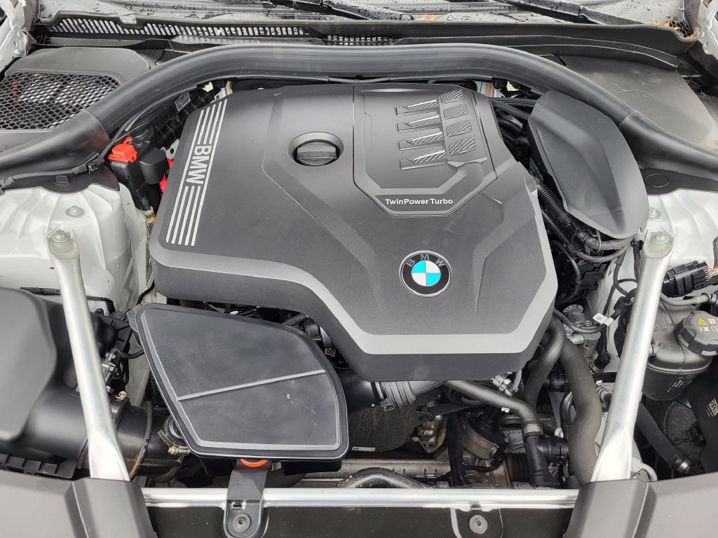 Used 2023 BMW 530i xDrive w/ Executive Package AWD/4WD image 28
