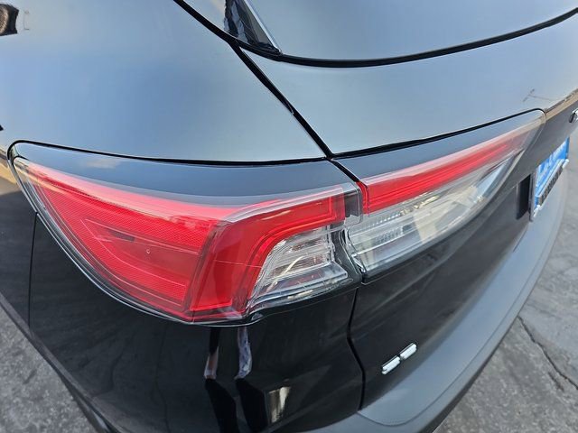 Used 2022 Ford Escape SE w/ Convenience Package image 32