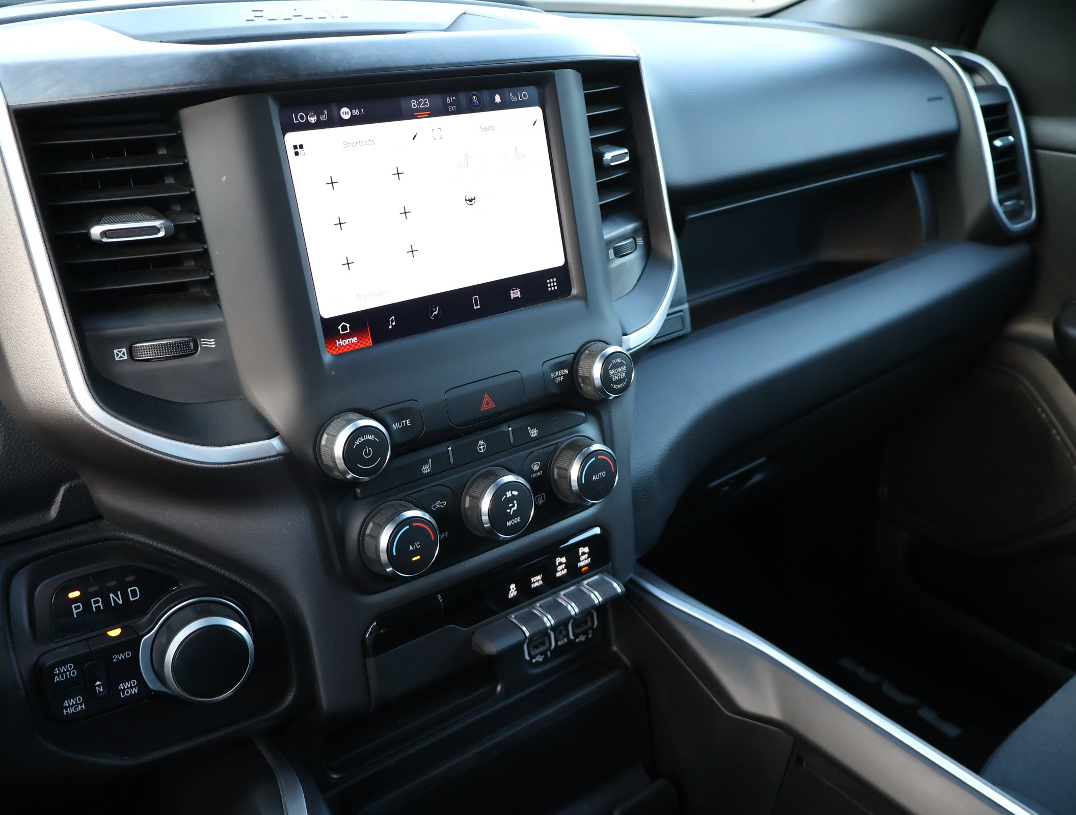 Used 2022 RAM 1500 Big Horn AWD/4WD image 19