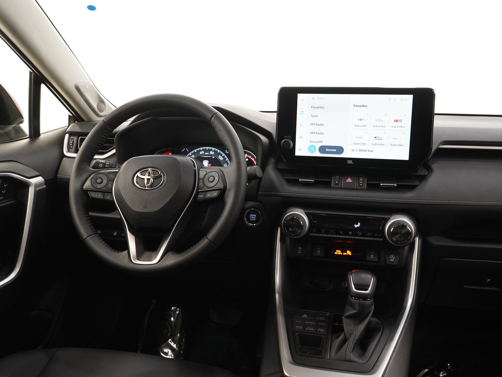 Used 2025 Toyota RAV4 XLE Premium w/ Weather Package AWD/4WD image 14