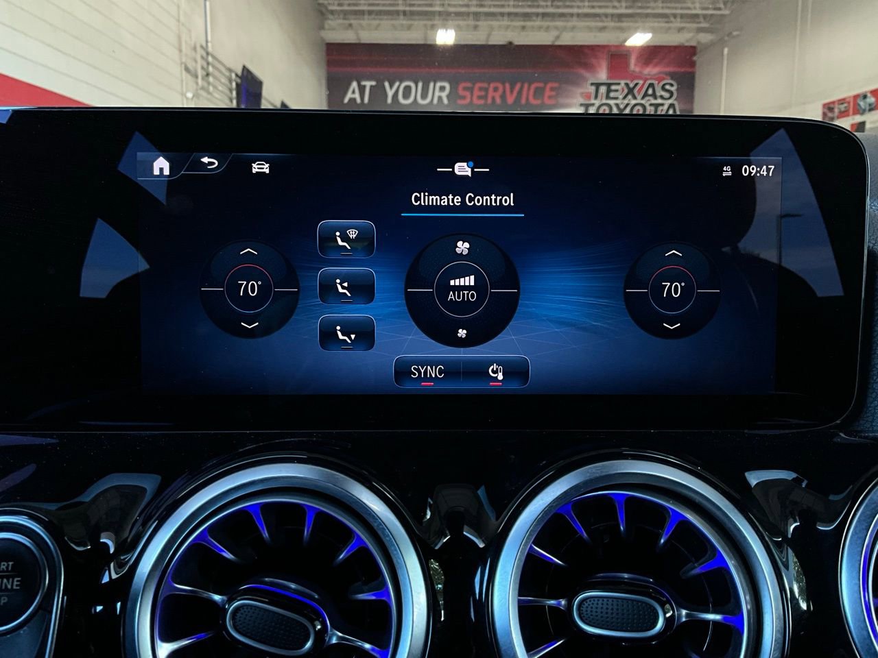 Used 2025 Mercedes-Benz GLA 250 image 34