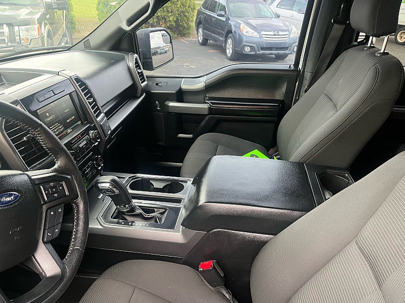 Used 2015 Ford F150 XLT w/ Equipment Group 302A Luxury AWD/4WD image 18