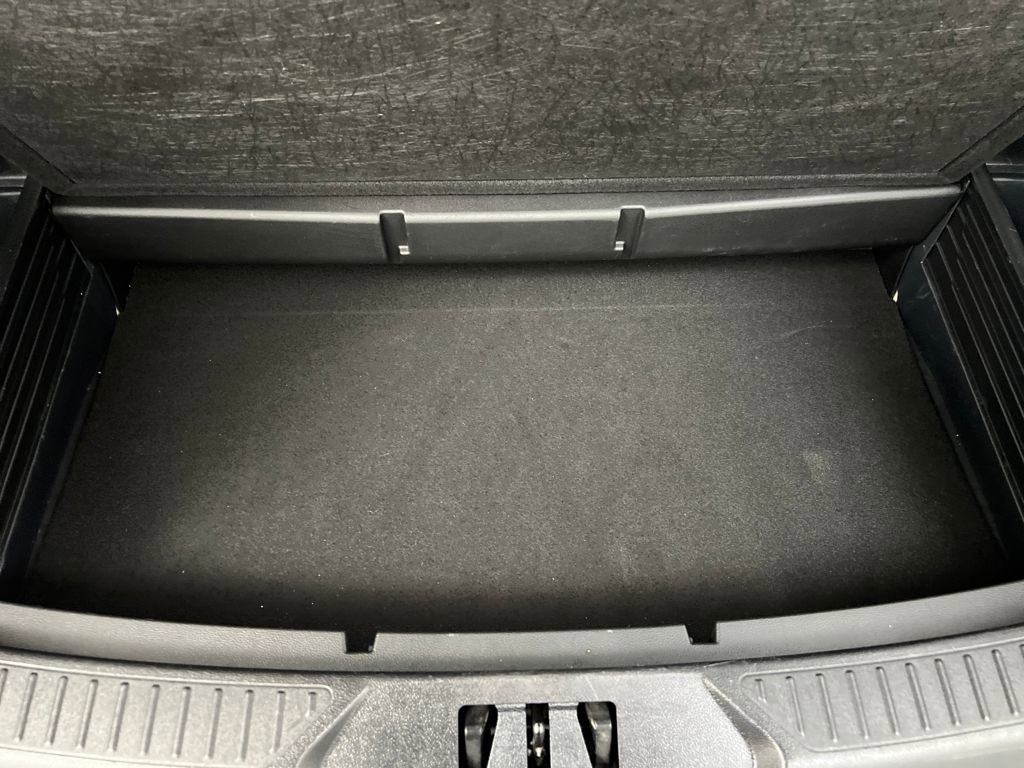 Used 2025 Ford Explorer Active image 40