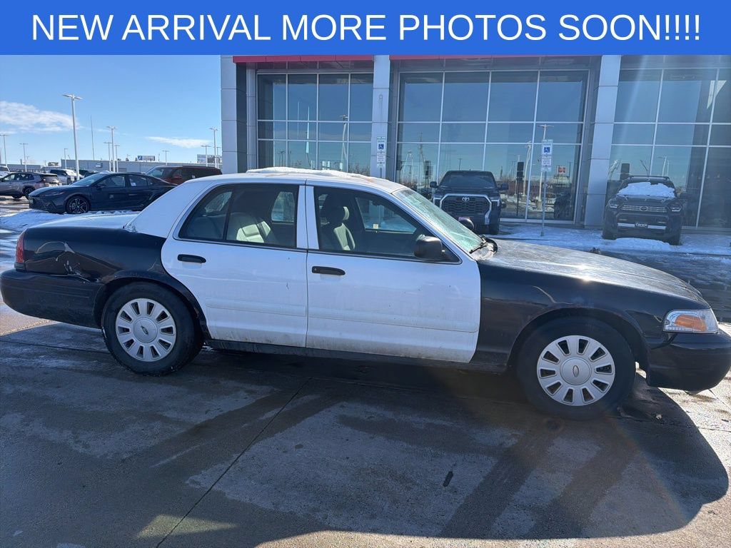 Used 2008 Ford Crown Victoria Police Interceptor RWD image 3