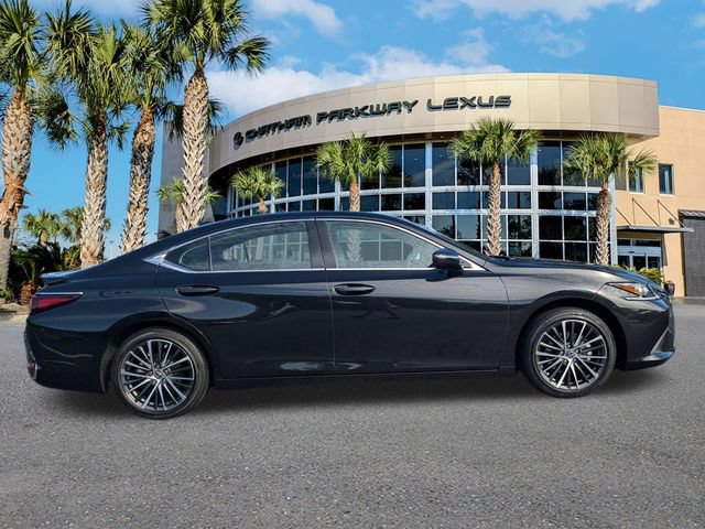Certified 2025 Lexus ES 300h w/ Premium Package FWD image 4