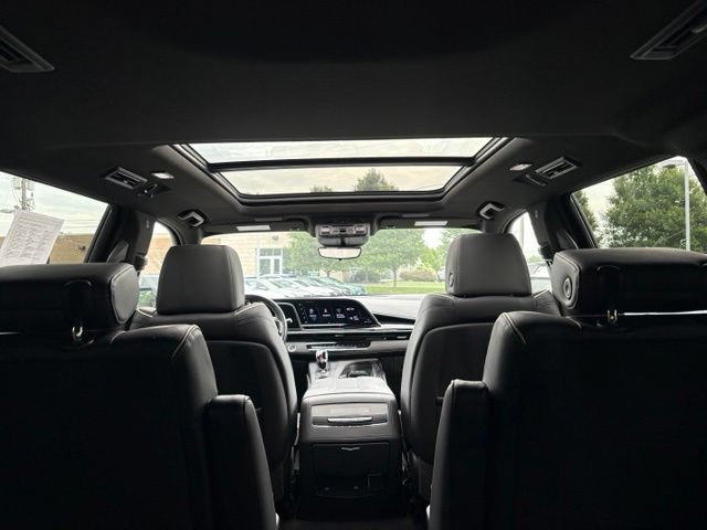 Used 2021 Cadillac Escalade Sport w/ Driver Assist Tech Package AWD/4WD image 9