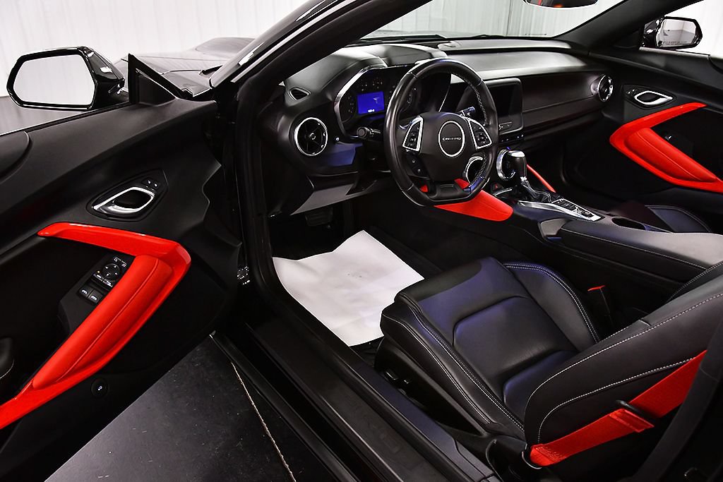 Used 2022 Chevrolet Camaro LT w/ Redline Edition RWD image 13