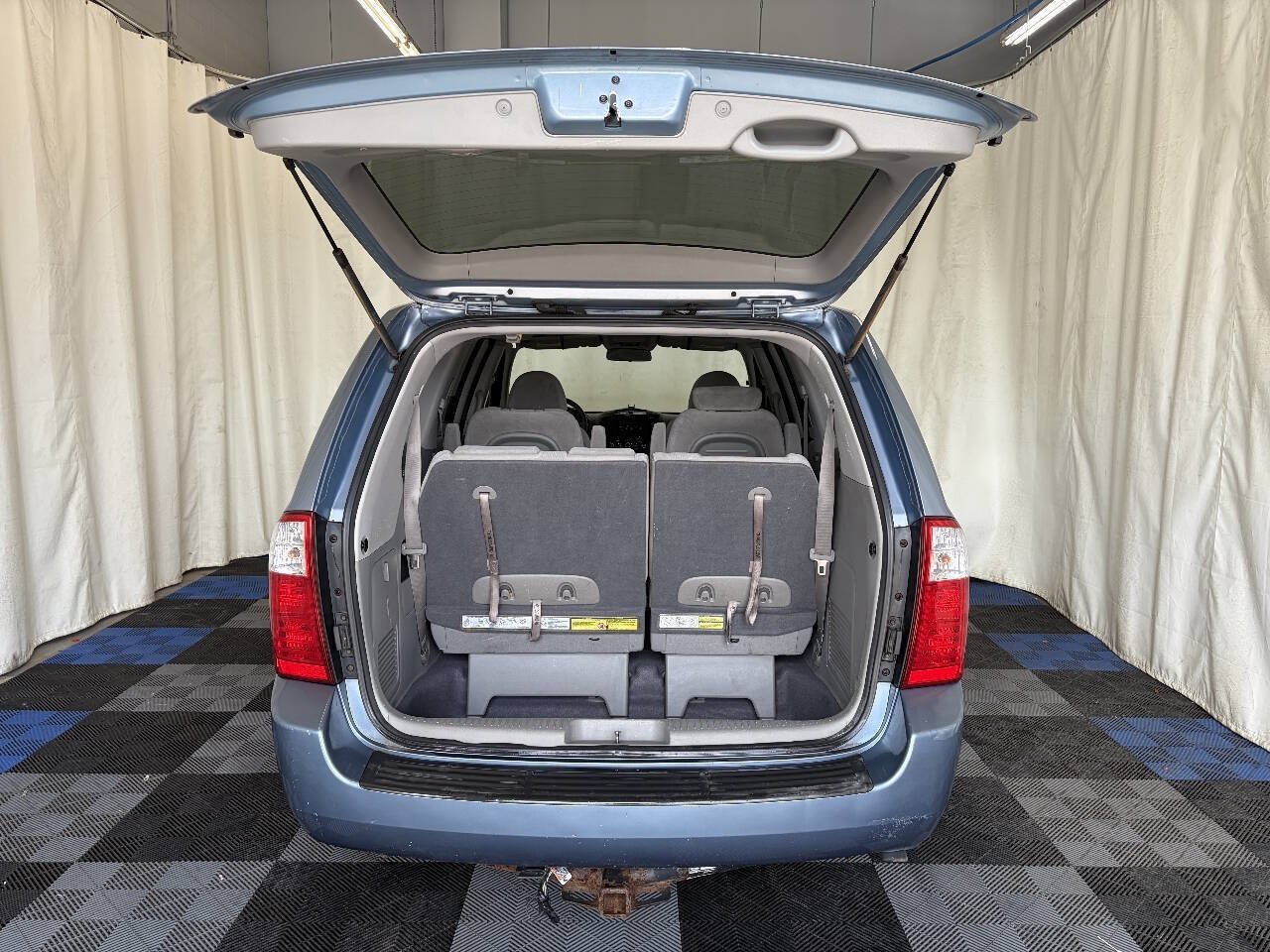 Used 2008 Kia Sedona LX FWD image 10