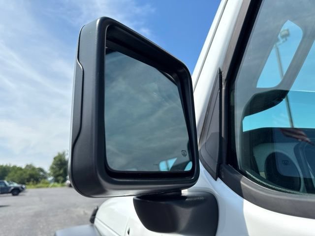 Used 2025 Jeep Wrangler Unlimited Sport AWD/4WD image 36