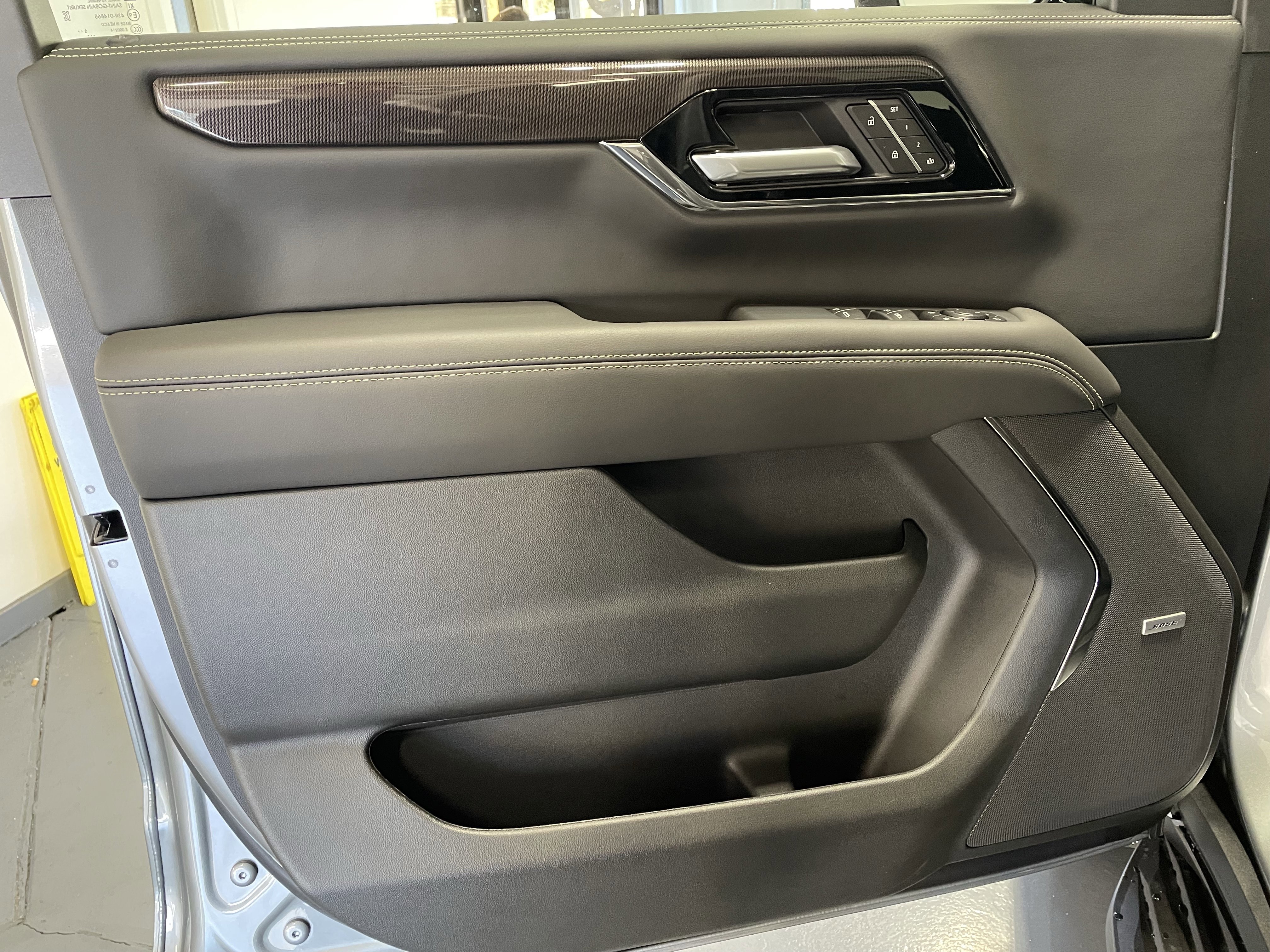 New 2026 GMC Yukon XL Elevation w/ Elevation Premium Package image 14