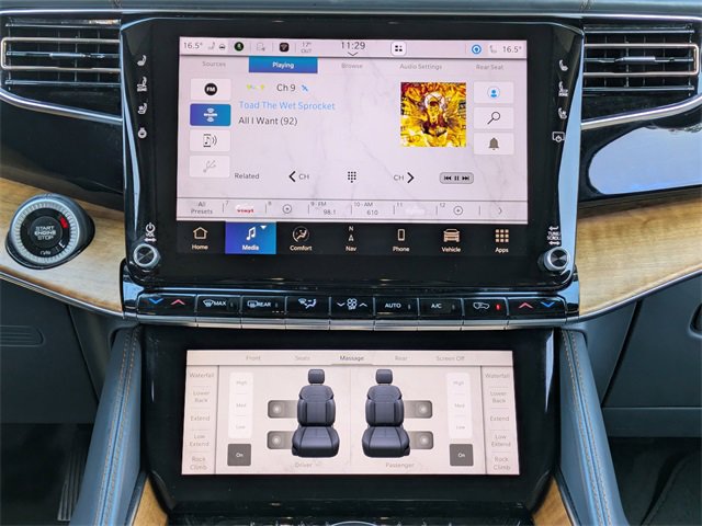 Used 2022 Jeep Grand Wagoneer Series III w/ Rear Seat Video Group 1 image 23