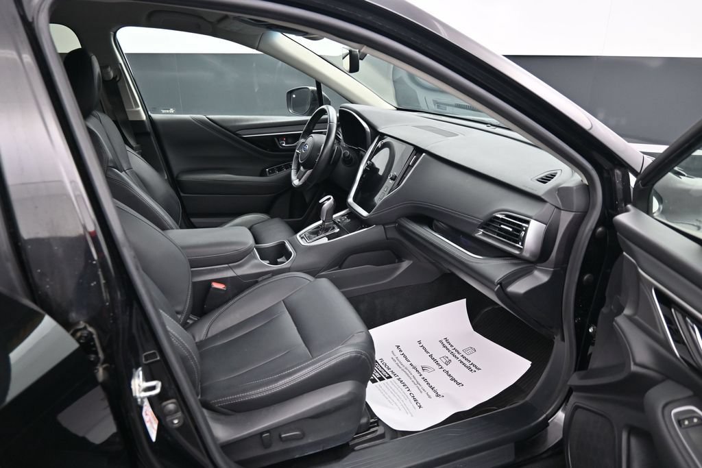 Used 2020 Subaru Outback Limited AWD/4WD image 12