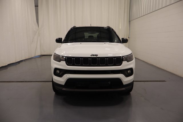 New 2026 Jeep Compass Limited image 3