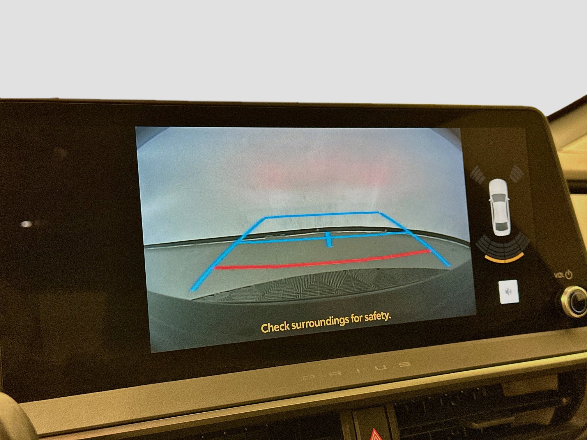 Used 2024 Toyota Prius XLE FWD image 23