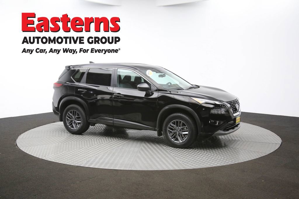 Used 2022 Nissan Rogue S image 44