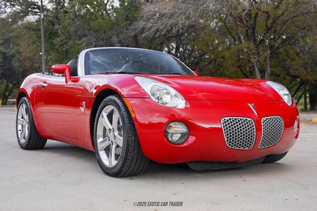Used 2006 Pontiac Solstice Convertible w/ Premium Package image 12