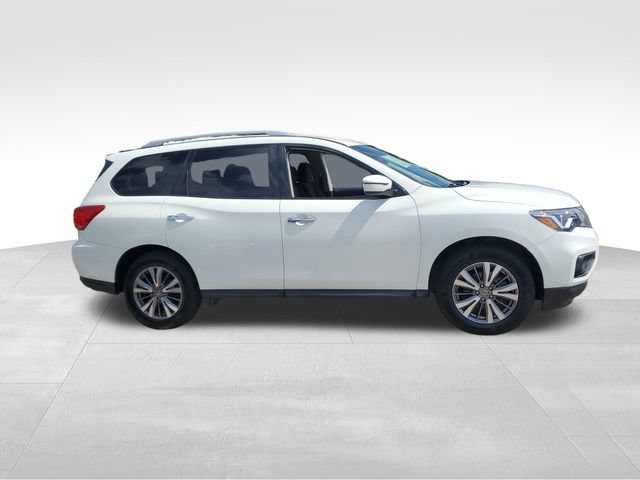 Used 2019 Nissan Pathfinder SV FWD image 3