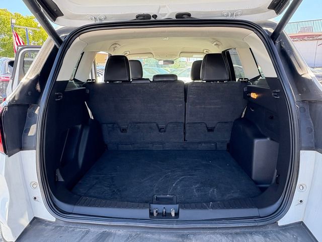 Used 2019 Ford Escape SEL FWD image 17