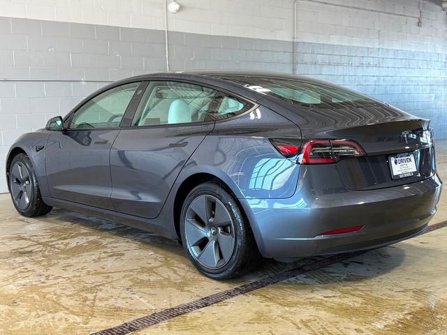 Used 2023 Tesla Model 3 Standard Range image 16