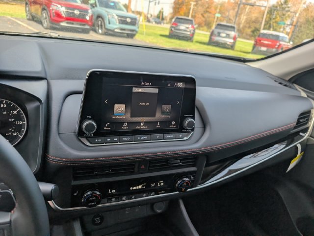 New 2027 Nissan Rogue SV AWD/4WD image 22