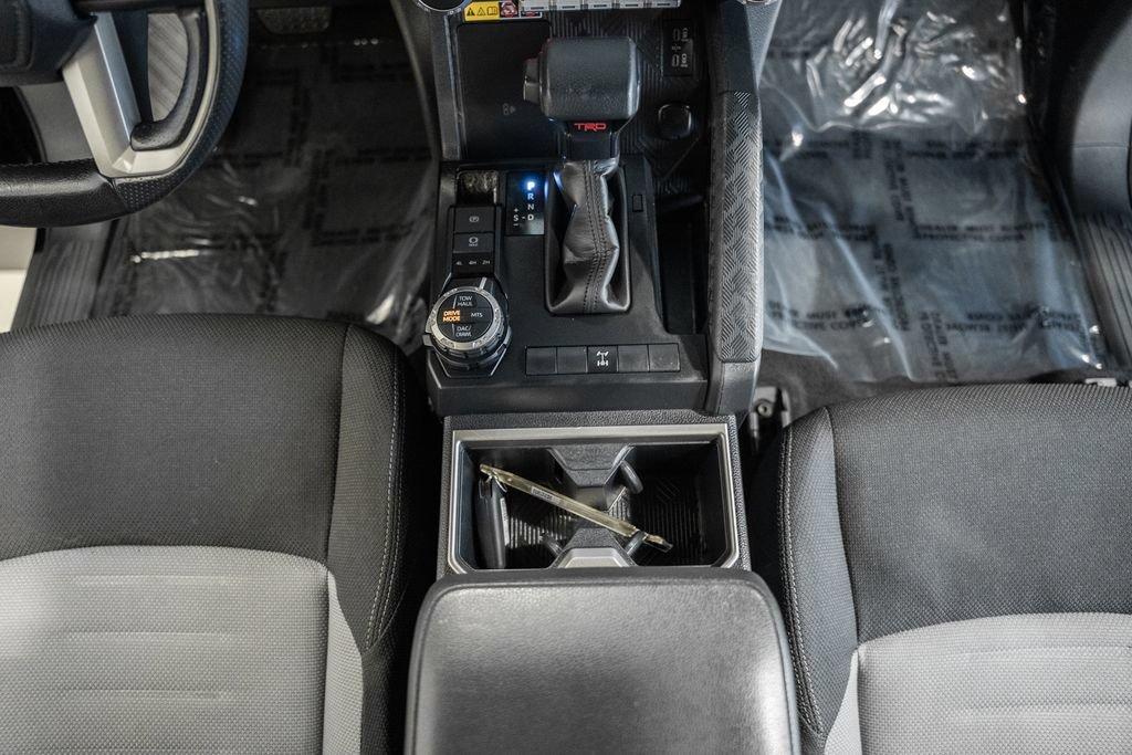 Used 2025 Toyota 4Runner TRD Off-Road AWD/4WD image 29