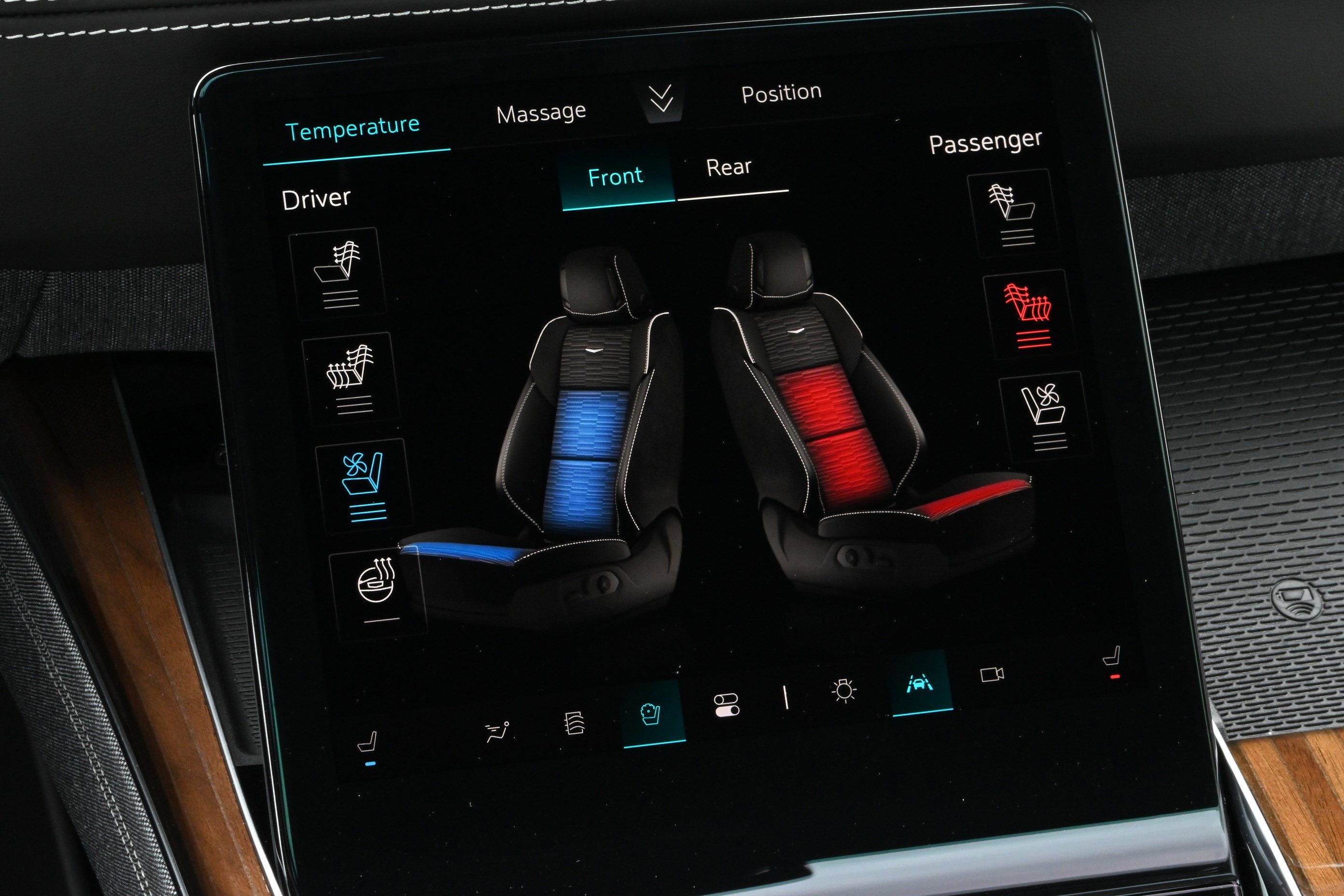 Used 2026 Cadillac Escalade Platinum Sport w/ LPO, ONYX Package image 24