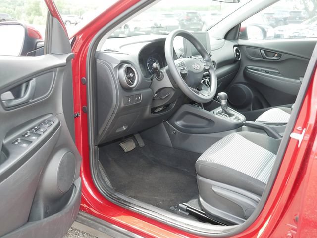 Used 2023 Hyundai Kona SE AWD/4WD image 12