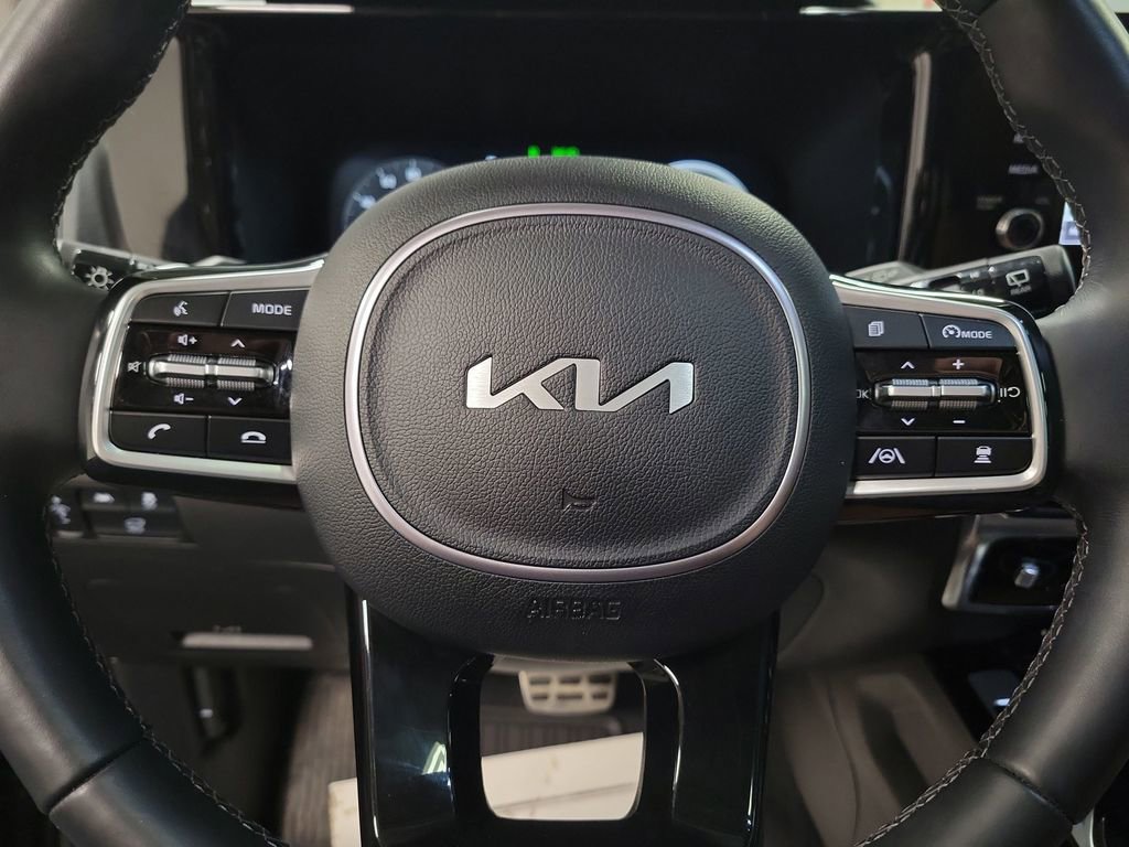 Used 2023 Kia Sorento SX Prestige image 21