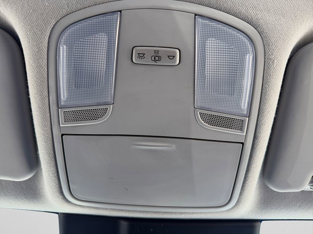 Used 2023 Hyundai Kona SE AWD/4WD image 20