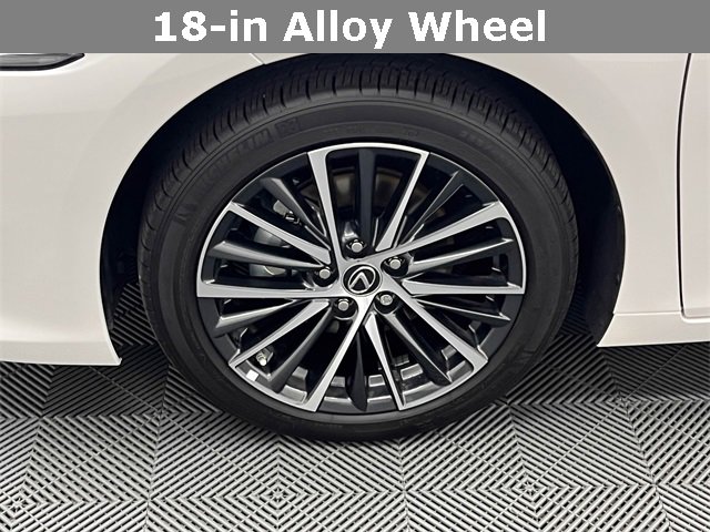 Used 2025 Lexus ES 350 w/ Premium Package image 23