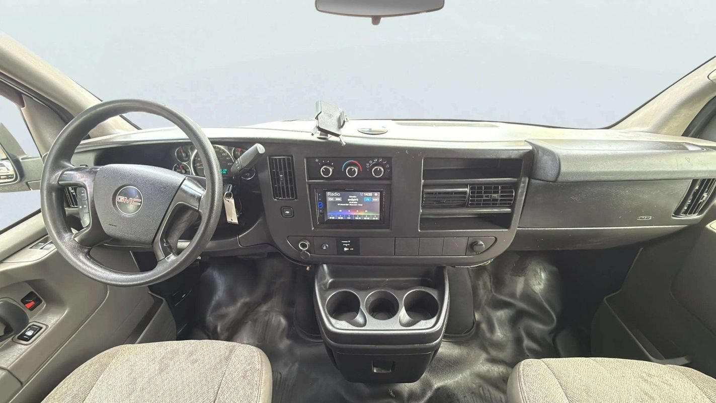 Used 2014 GMC Savana 2500 RWD image 10