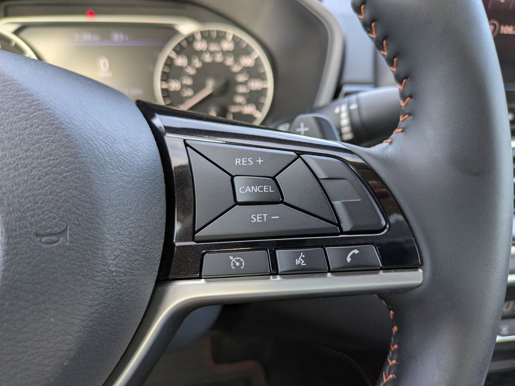 Used 2025 Nissan Altima 2.5 SR w/ SR Premium Package image 25