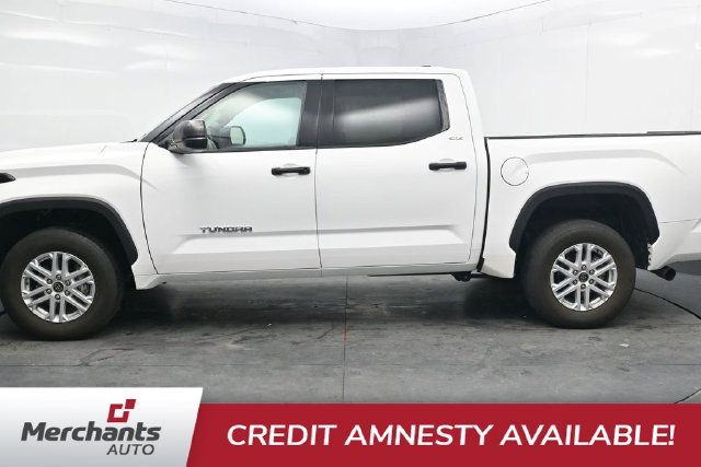 Used 2023 Toyota Tundra SR5 AWD/4WD image 9