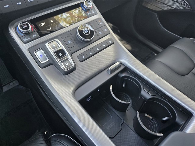 Used 2025 Hyundai Palisade Calligraphy image 13