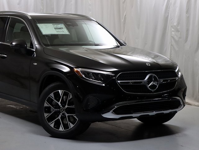 New 2025 Mercedes-Benz GLC 350e 4MATIC image 2