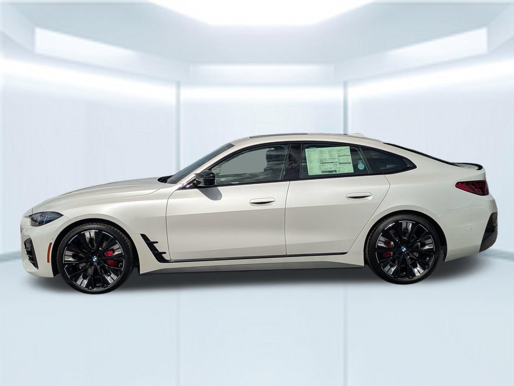 New 2026 BMW 440i xDrive w/ Premium Package AWD/4WD image 2