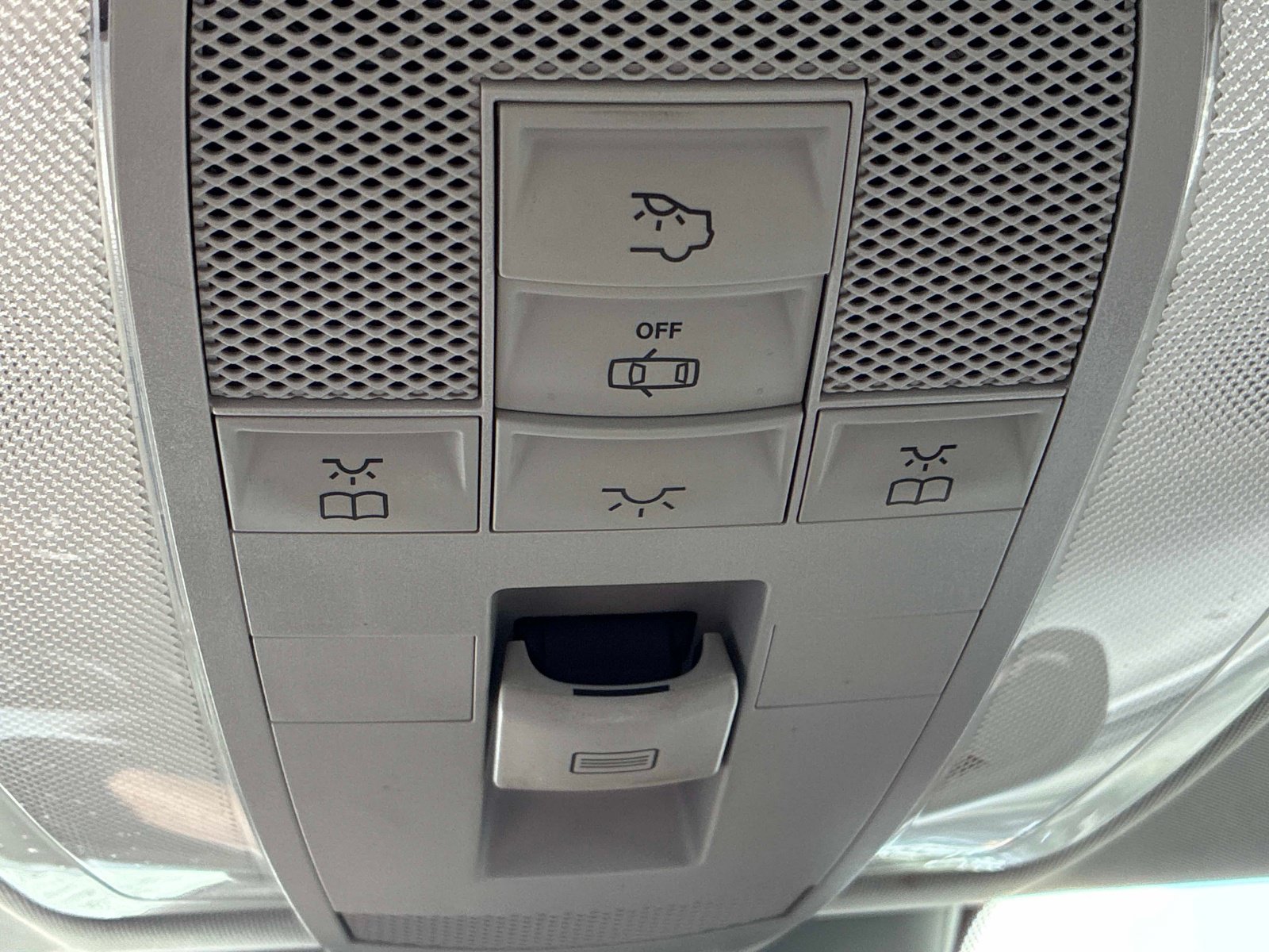 Used 2012 Mercedes-Benz E 550 Coupe image 36