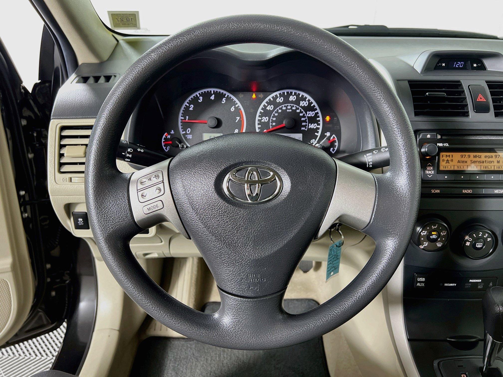 Used 2013 Toyota Corolla L FWD image 12