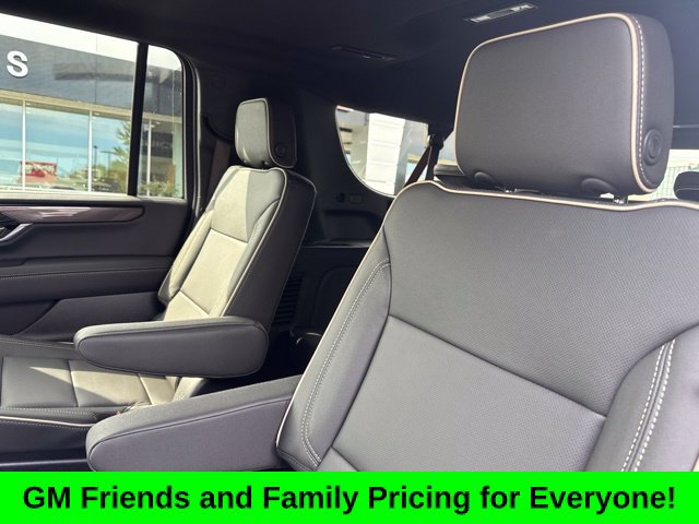 New 2026 GMC Yukon XL Elevation w/ Elevation Premium Package AWD/4WD image 17
