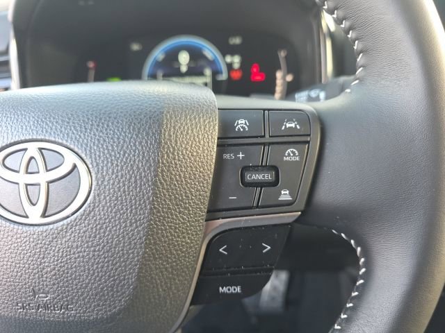 Certified 2025 Toyota Camry SE image 18