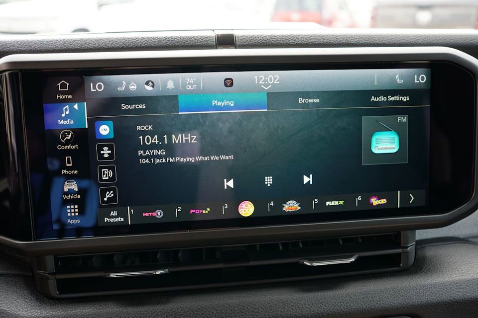 Certified 2024 Jeep Wrangler Sport S image 21