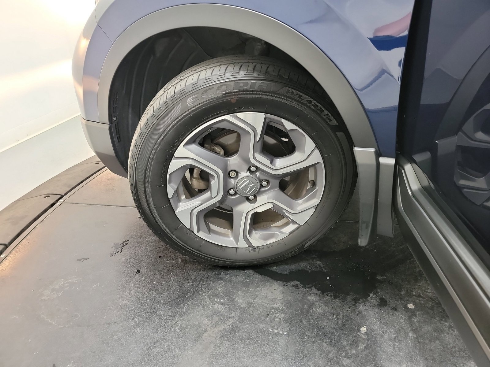 Used 2017 Honda CR-V EX image 30