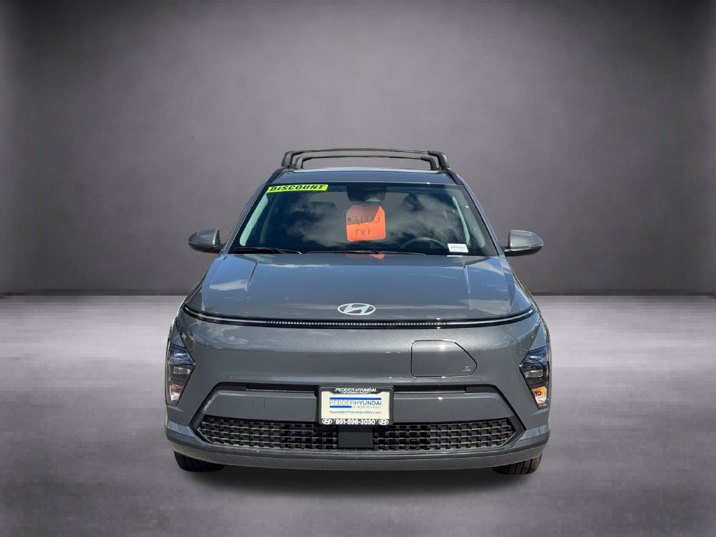 New 2025 Hyundai Kona SEL FWD image 3