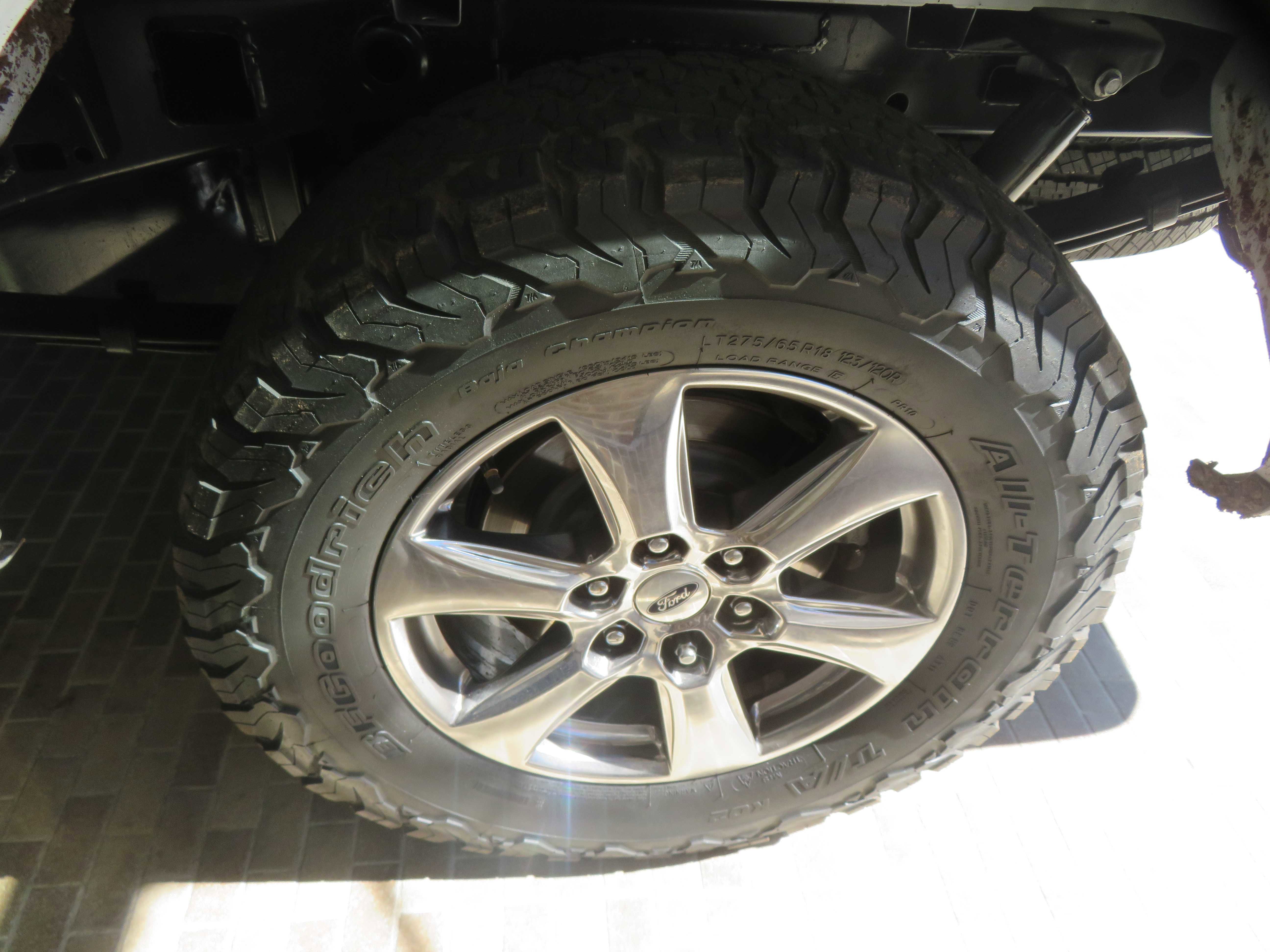 Used 2019 Ford F150 XLT w/ Equipment Group 302A Luxury AWD/4WD image 8