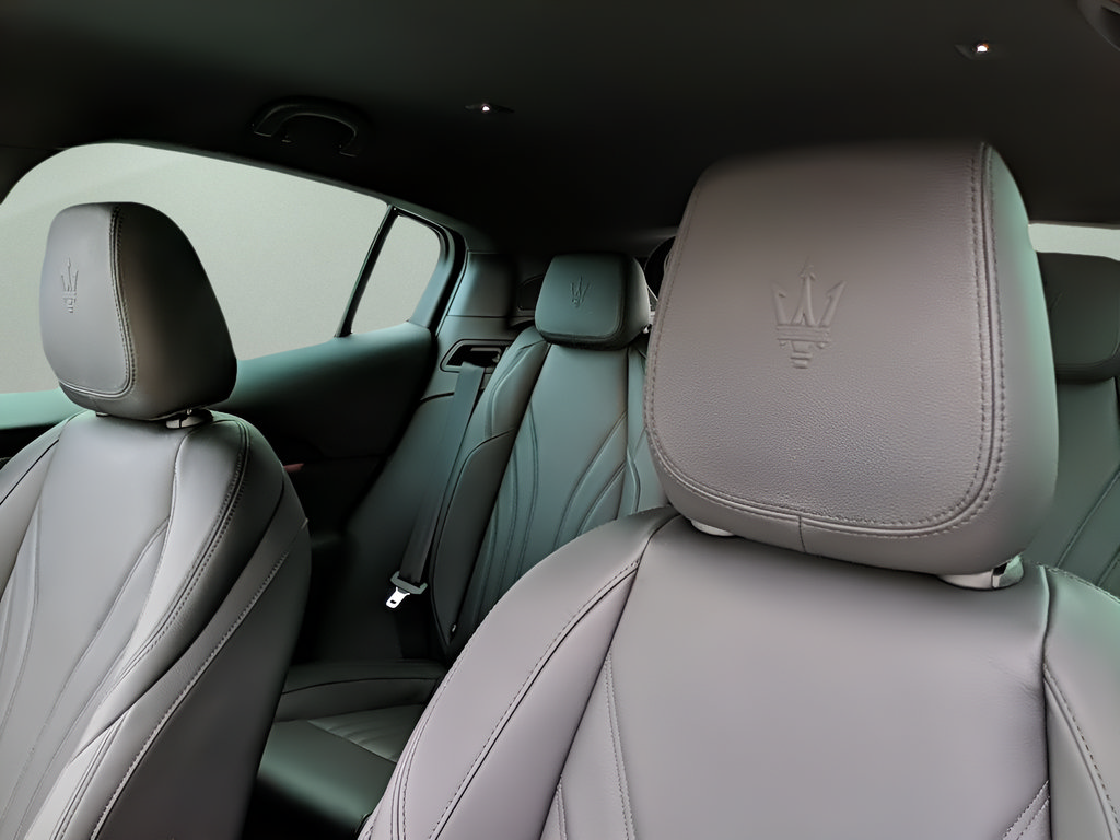 New 2023 Maserati Grecale GT AWD/4WD image 16