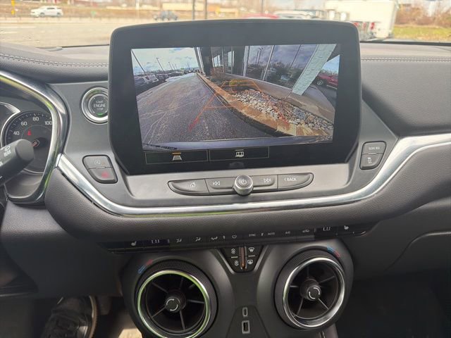 Used 2025 Chevrolet Blazer LT w/ Midnight/Sport Edition image 21