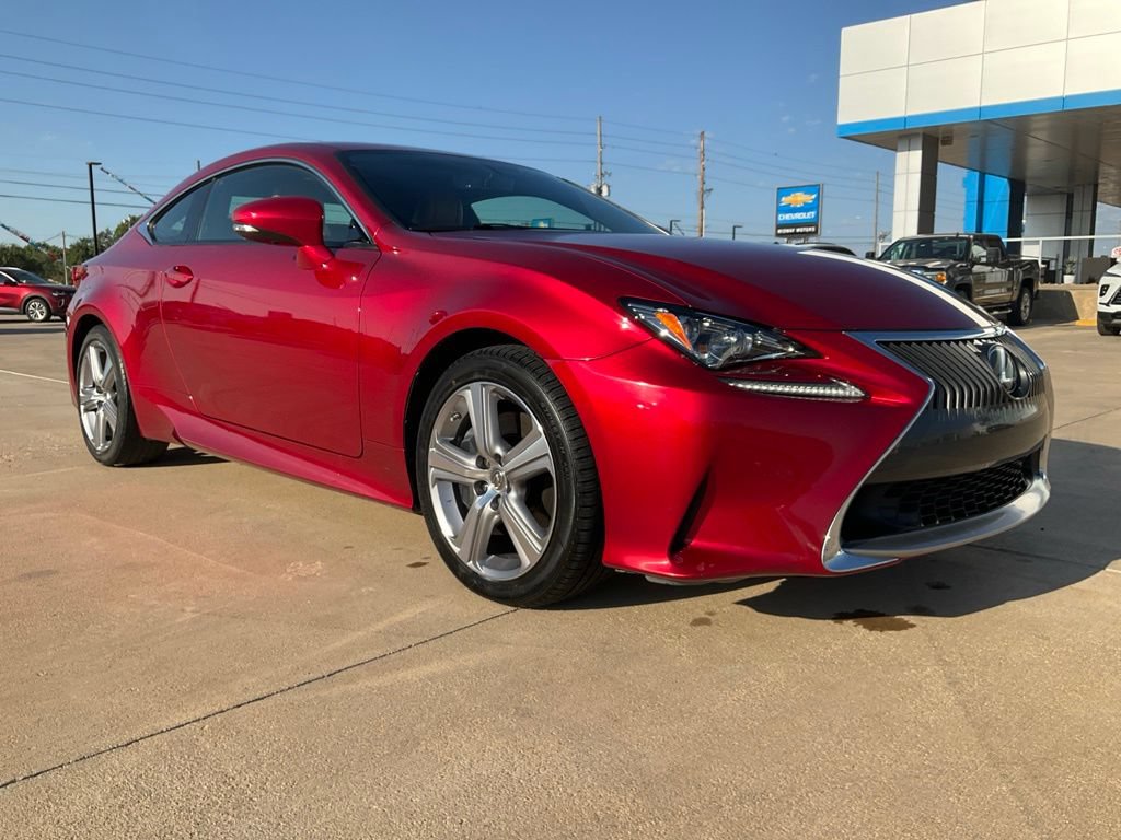 Used 2016 Lexus RC 200t w/ Premium Package RWD image 30