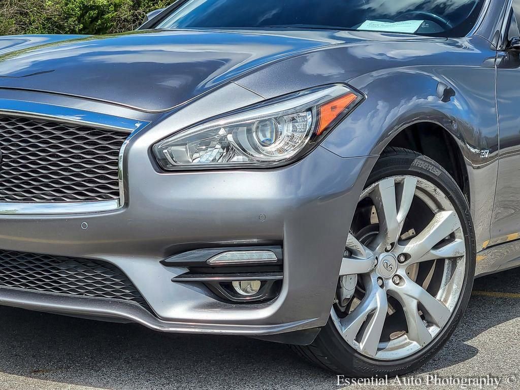 Used 2015 INFINITI Q70 3.7 w/ Sport Package AWD/4WD video 3